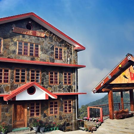 Dovipie Inn Kohima Exterior foto