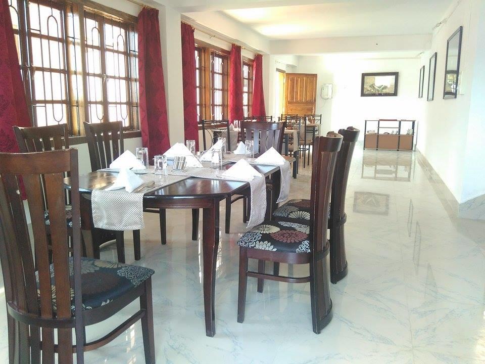 Dovipie Inn Kohima Exterior foto